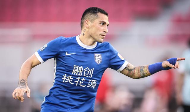 PG电子游戏-斯坦丘回国报到马尔康还在养伤 三镇北上务求小心